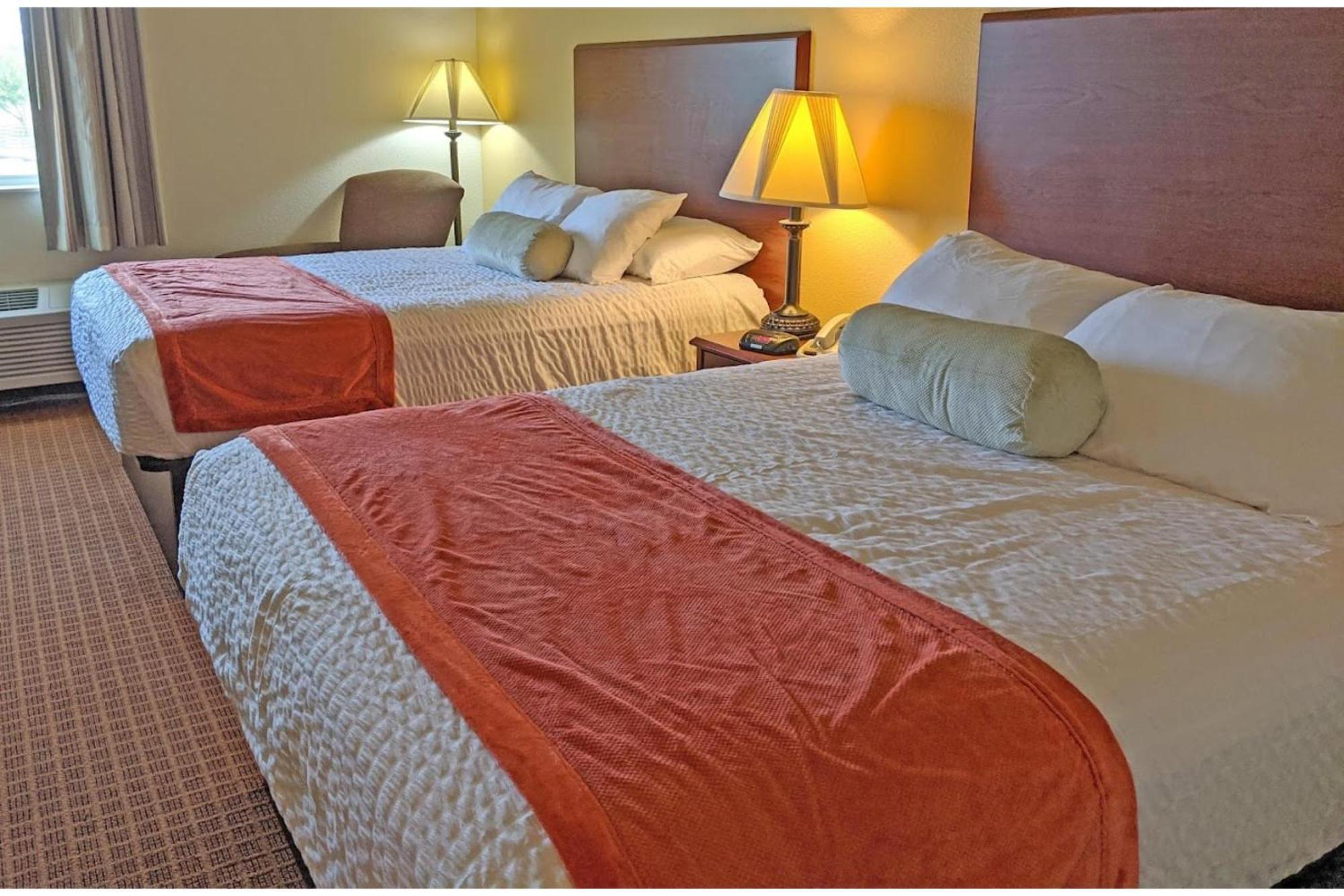 Park View Inn & Suites Hoisington Near Great Bend 외부 사진