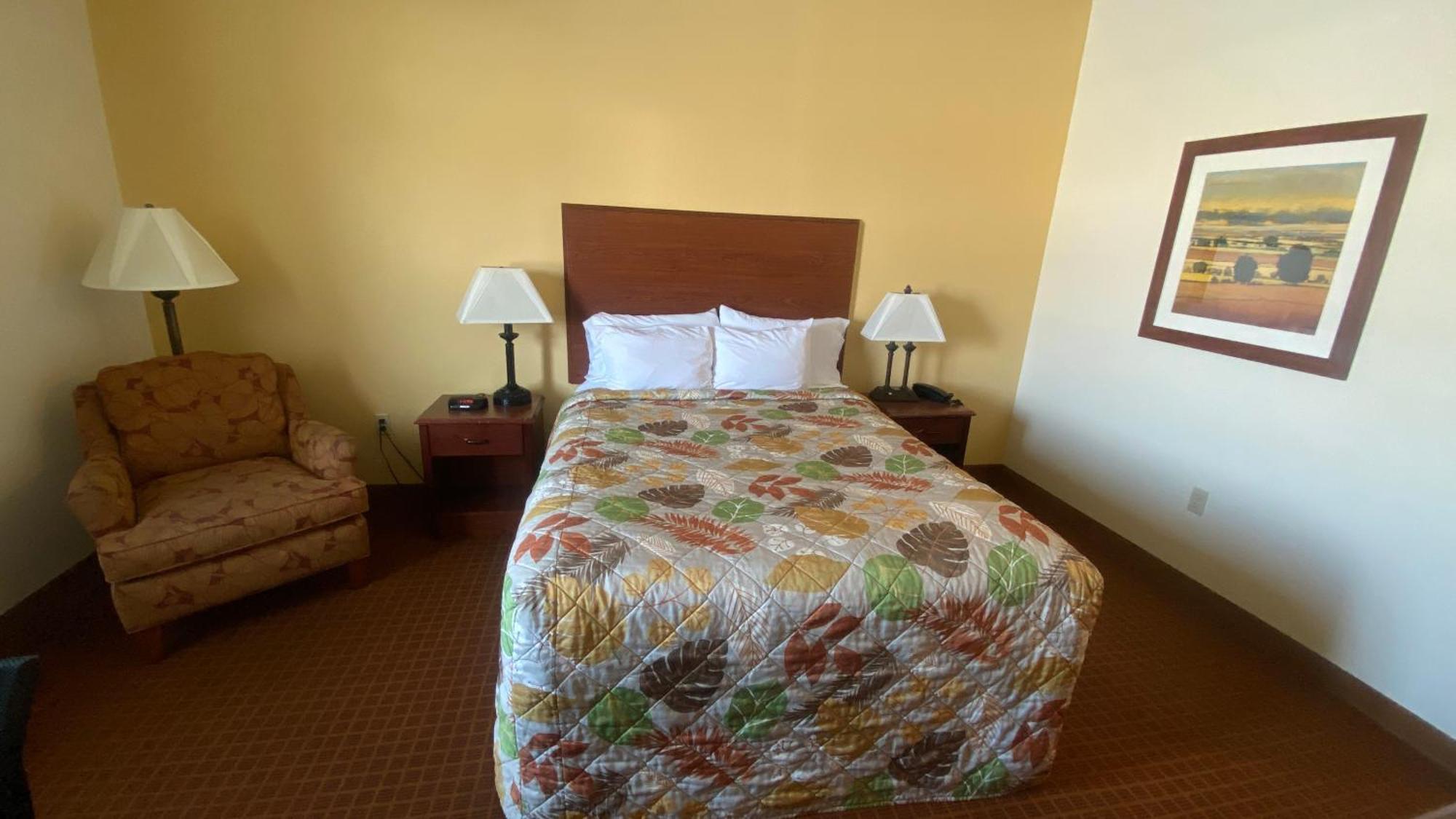 Park View Inn & Suites Hoisington Near Great Bend 외부 사진