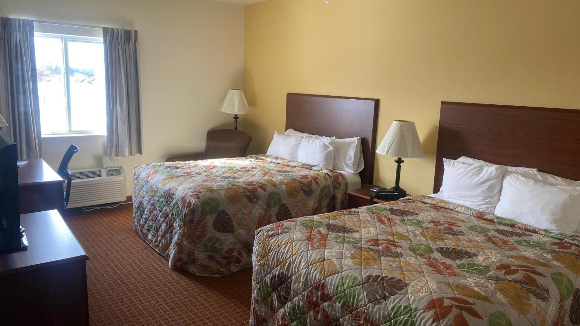 Park View Inn & Suites Hoisington Near Great Bend 외부 사진